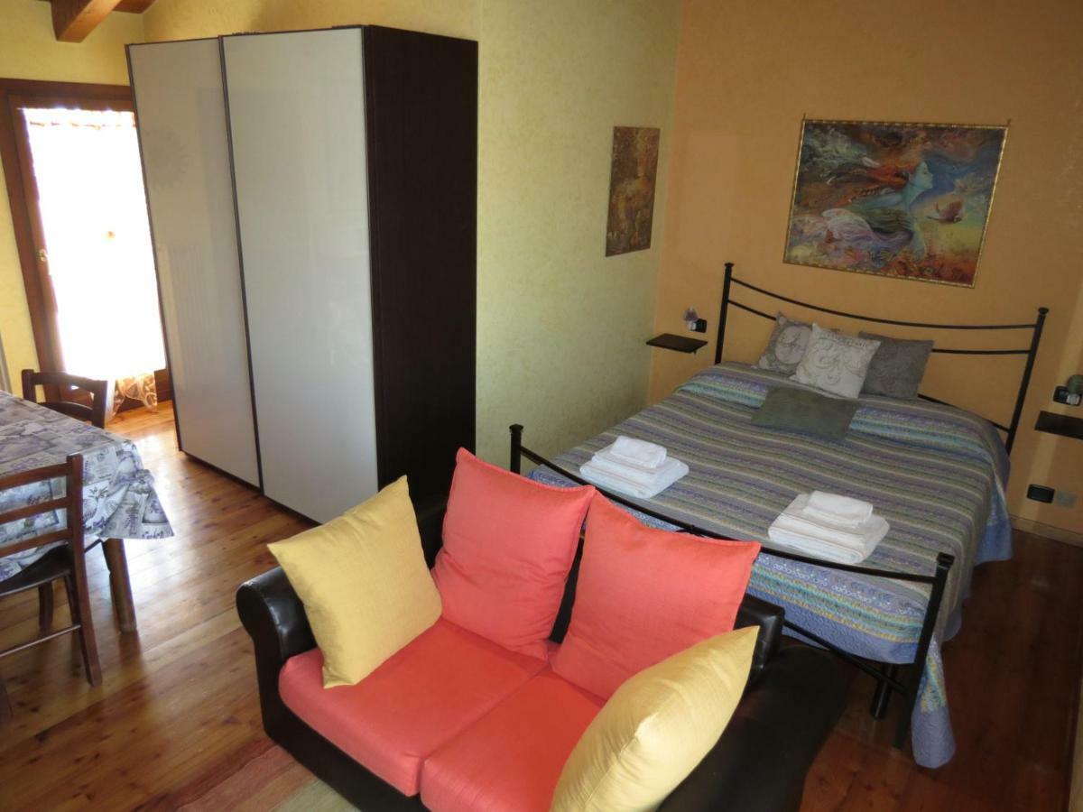 Casa Madonnina Apartment Dossobuono Luaran gambar